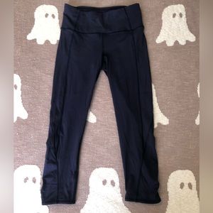 Lululemon On Your Mark Crop 23" Size 8